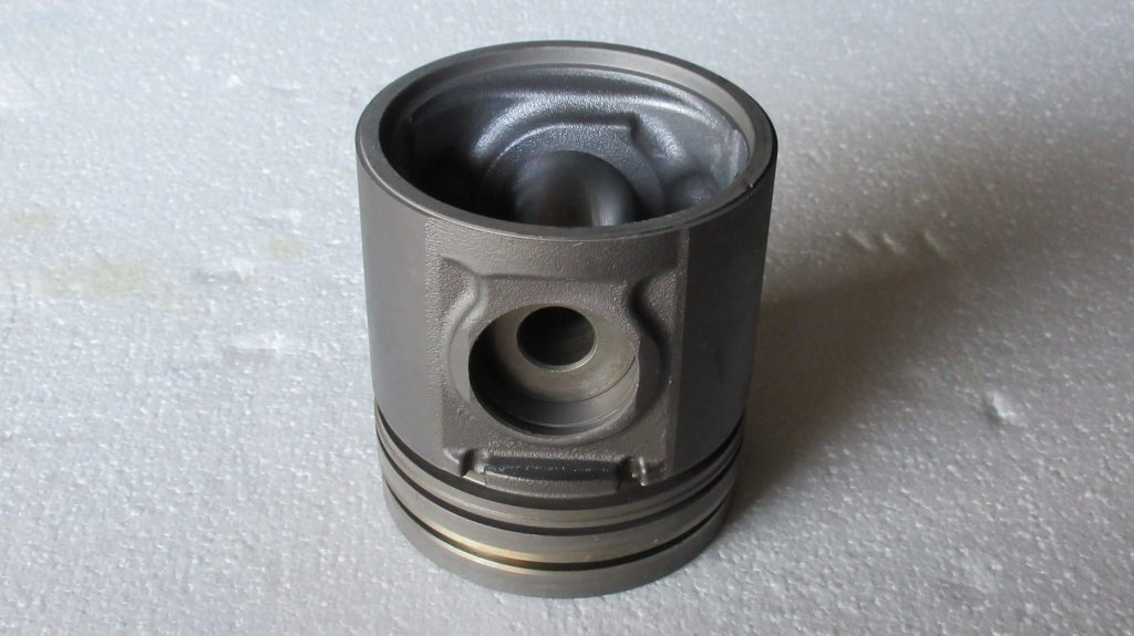 Piston